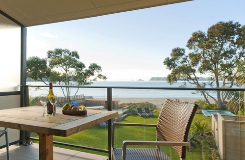 Whitianga Apartment | Beachfront Resort
