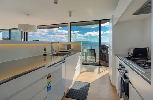 Nelson House | Beachfront Retreat - Architectural & Ocean Views