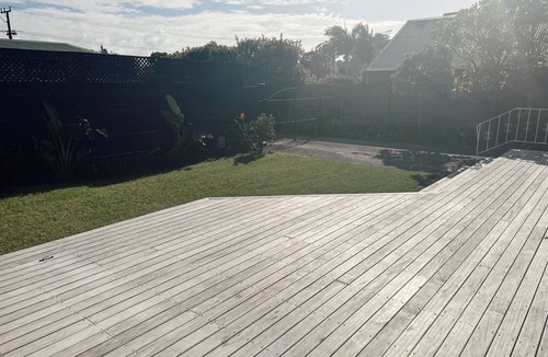 Manly House | Beachside living - 2 min walk to Big Manly Beach!