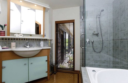 Napier Cabin | Beachside Suite Retreat near Hawke's Bay in Napier, North Island