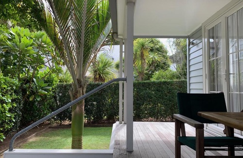 Russell House | Bellbird Cottage 2 or 3 Bedroom - Russell Cottages Collection