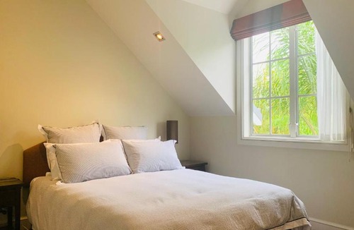 Russell House | Bellbird Cottage 2 or 3 Bedroom - Russell Cottages Collection