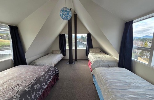 Hanmer Springs House | Bellbird Hideaway