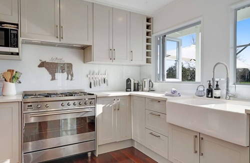 Karaka House | Bergenhus Oasis | Trampoline, Playhouse & BBQ