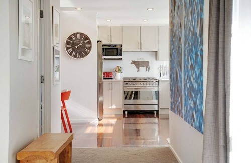 Karaka House | Bergenhus Oasis | Trampoline, Playhouse & BBQ