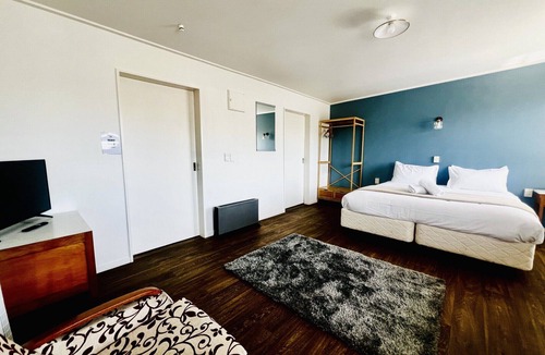 Blenheim Hotel | Bings Motel