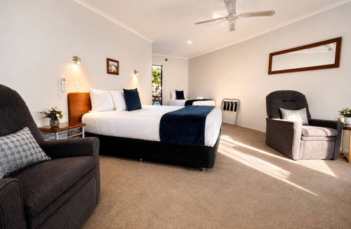 Whanganui Hotel | BK's Magnolia Motor Lodge