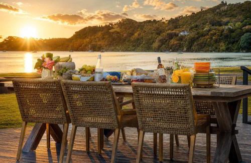 Blackpool House | Blackpool Bayside - Stay Waiheke