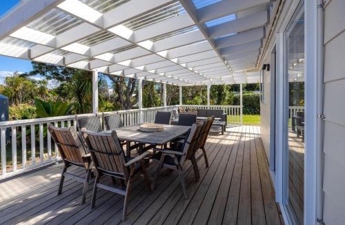 Blackpool House | Blackpool Living - Beaches, Village & Easy Living