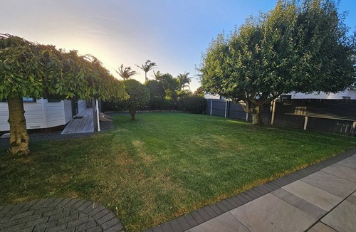 Blockhouse Bay House | Blockhouse Bay 3BR Games & Cinema