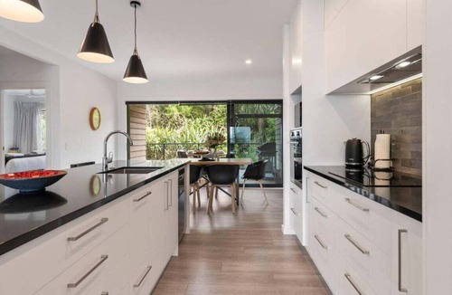 Nukuhau House | Blue Dun Views