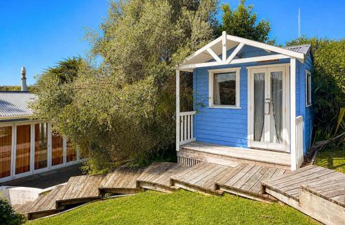 Surfdale House | Bluebelle - Stay Waiheke