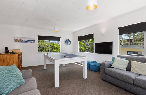 Mangawhai Heads House | Bluebird - Mangawhai Heads Holiday Home
