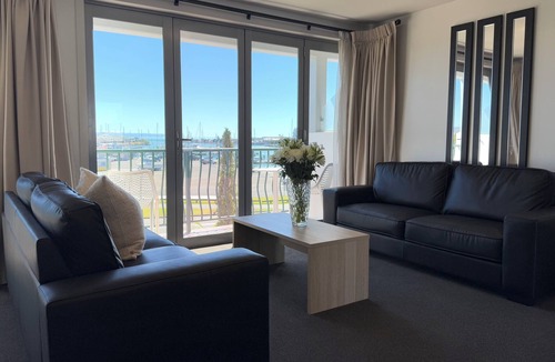 Ahuriri Hotel | Bluewater Hotel