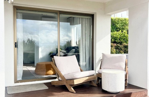 Shelly Park Apartment | Boutique Apartment with Sea Views, Sun, Outdoor Living