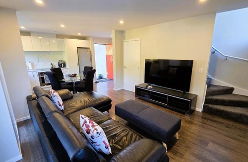 Stokes Valley House | Brand New 2BR Retreat, Cozy, Sunny and Peaceful