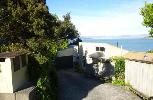 Lowry Bay Bed & Breakfast | Breakaway at York Bay