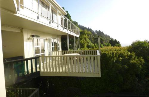 Lowry Bay Bed & Breakfast | Breakaway at York Bay