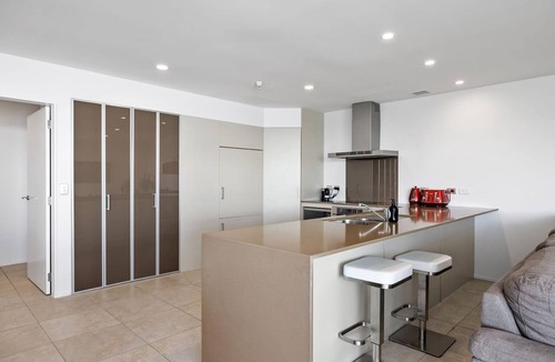 Mount Maunganui Apartment | Breakwater - Views, Pool, Sauna and Gym