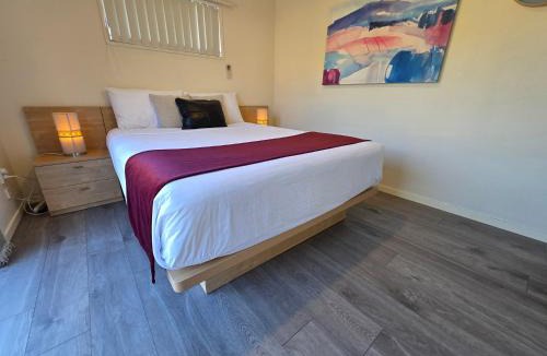 Highland Park House | Bright & Cozy Studio - Private Access & Full Privacy