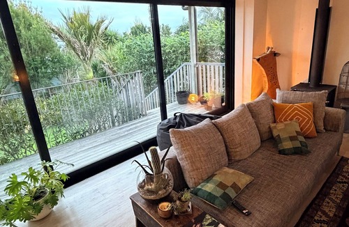 Grey Lynn House | Brilliantly located, warm & stylish family home with garden and tonnes of space