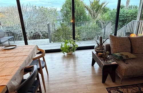 Grey Lynn House | Brilliantly located, warm & stylish family home with garden and tonnes of space
