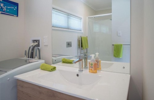 Nelson South House | Brougham Street in Nelson City