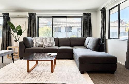 Burnside House | Burnside Four Bedroom Family Home with Garden and Parking