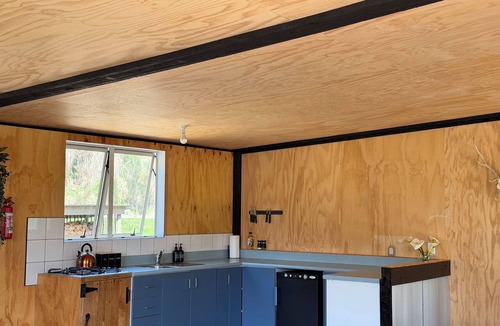 Pipiriki Cabin | Bush batch