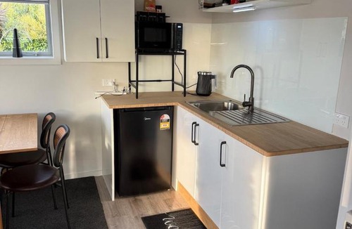 Tirohanga House | Bush & Tide Cabin