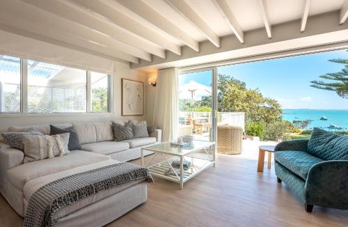 Surfdale House | By the Coast, Picnic Bay, Waiheke Island