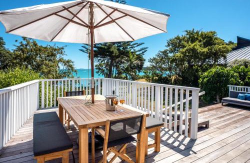 Surfdale House | By the Coast, Picnic Bay, Waiheke Island