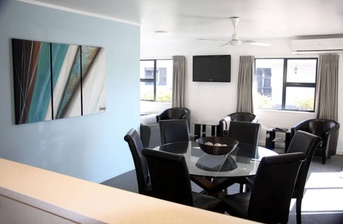 Hamilton North Hotel | Camelot on Ulster