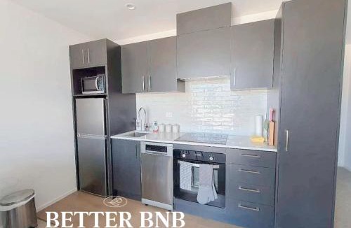 Wellington Apartment | CBD Gem, AC, Modern Hotel-Style Stay