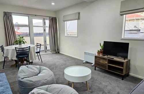 Wellington Apartment | Central 4 Bedroom Townhouse! Mt Victoria, Wellington