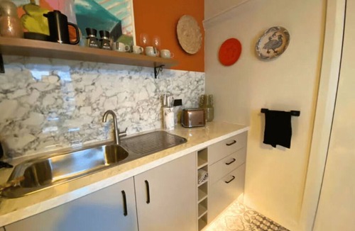 Nelson Apartment | Central Appt Chic Cosy Private Access & Deck - Nile Street
