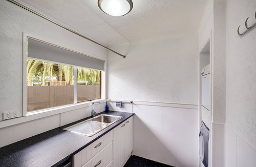 Napier House | Central Ease - Napier Holiday Home