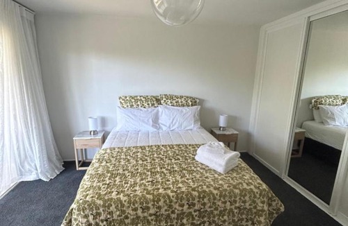 Mellons Bay Apartment | Central Howick Uxbridge Apartments