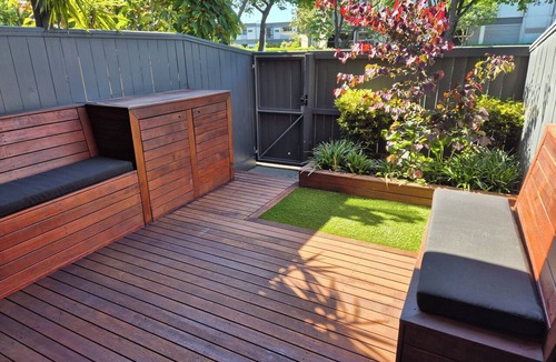 Christchurch City Centre Apartment | Central Modern Apartment with carpark