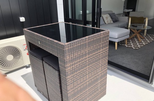 Hamilton Apartment | Central Stadium Apartment 201