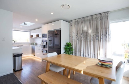 Queenstown City Centre Apartment | Centrally Located w/Hot Tub & Amazing Outside Area