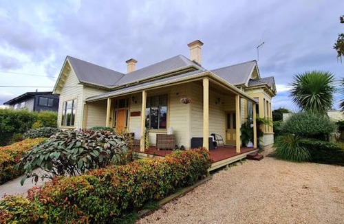 Oamaru Bed & Breakfast | Century House Accommodation