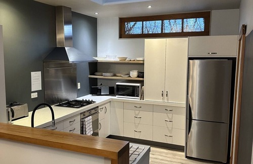 Blenheim House | Character bungalow in the heart of Blenheim