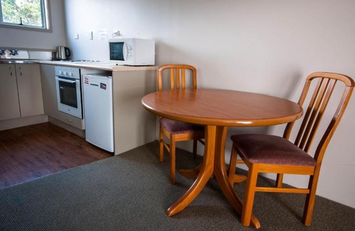 Greymouth Hotel | Charles Court Motel