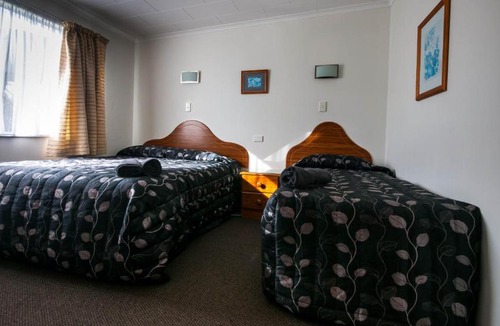 Greymouth Hotel | Charles Court Motel