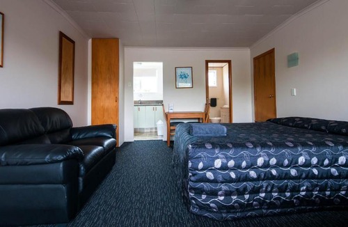 Greymouth Hotel | Charles Court Motel