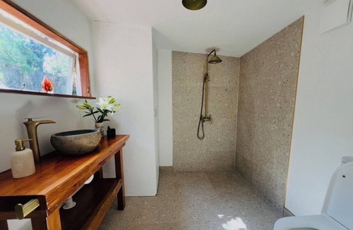 Eskdale Cottage | Charming beach Cottage