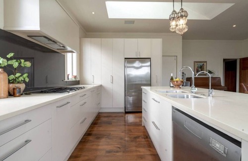 Mount Eden House | Charming Heritage Bungalow in Mt Eden