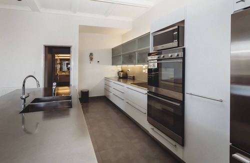 New Plymouth House | Charming Historic House in New Plymouth