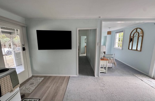 Wairarapa Cottage | Charming Rural Escape